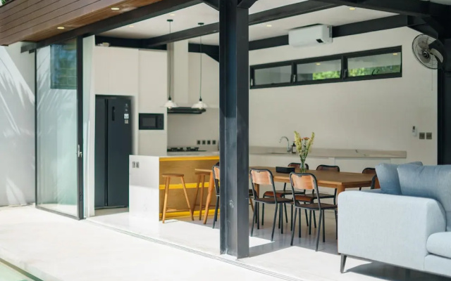 Villa Vantage 7 – Lobby – Kerobokan
