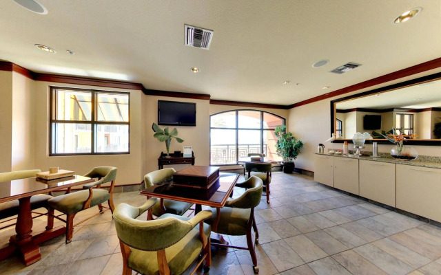 Emerald Grande Condominiums at HarborWalk Village
