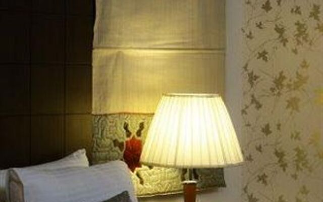 Stallen Suites Nehru Place by FabHotels