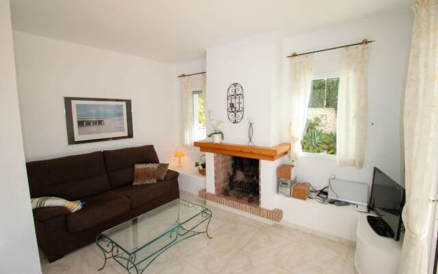 Suerte - sea view villa with private pool in Moraira