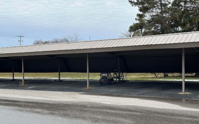 Charming 1BDR Condo w Golf Course View