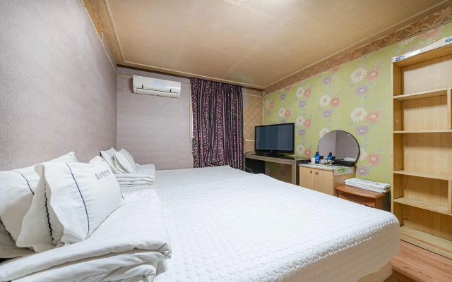 Dongrae Oncheon Hotel