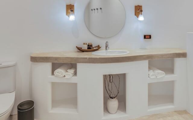 Ampersand Resort