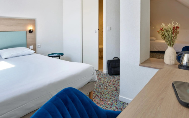 Hôtel REVOTEL