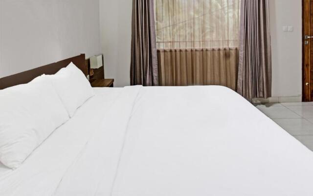 Capital O 91696 Kimara Homestay And Resto