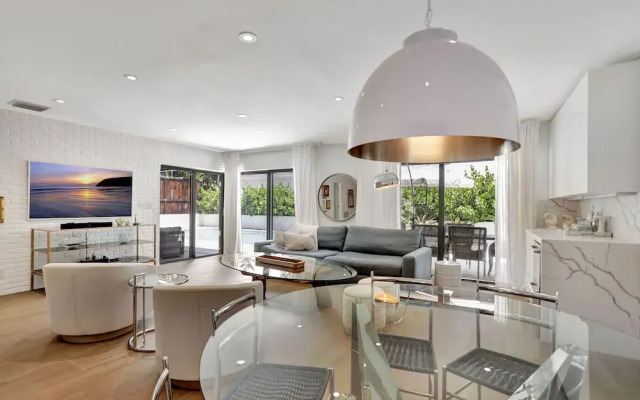 Ocean Breeze Villa 3 Bdr, Pool