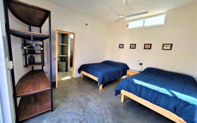 La Ventana Hostel and Hotel