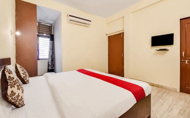 OYO 60892 Hotel Shree Sumukh