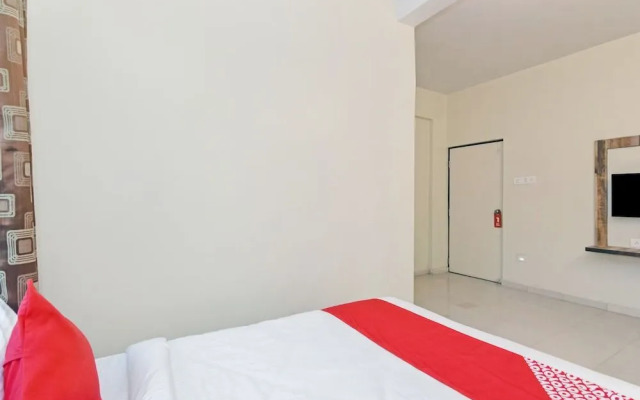 Aditya Service Apartment By OYO Rooms