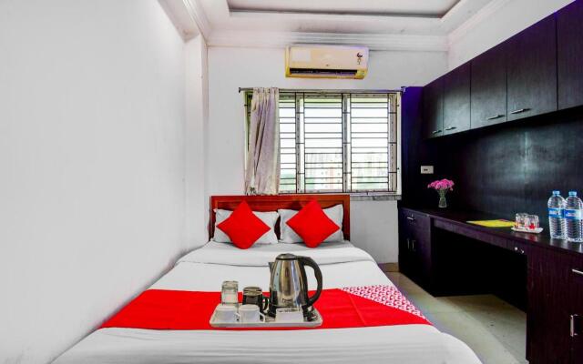 Oyo 93057 Swastik Guest House