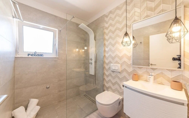 Renci - Great Location & sea View - SA2