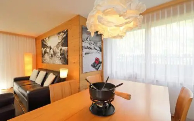 Apartment Happy Lily