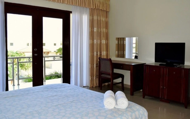 Aruba Breeze Condo