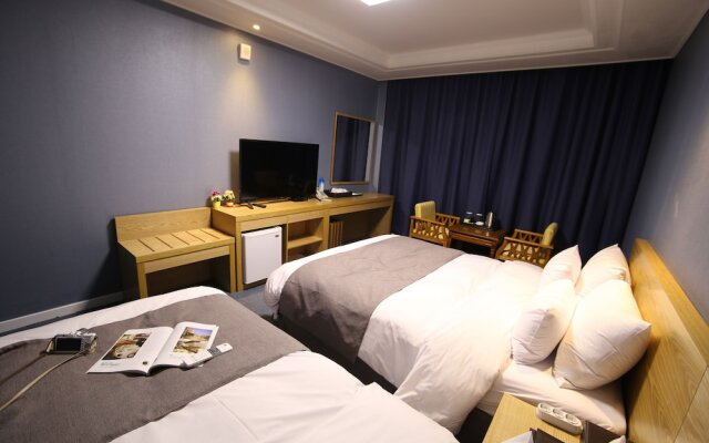 Iksan Grand Palace Hotel