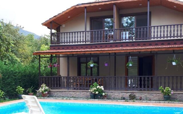 Sapanca Bizim Konak