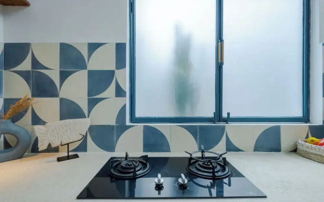 Studio Santorini - 1 BR Loft in Canggu