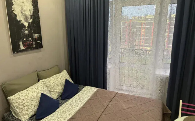 Хэппи Пипл на ул. Галины Вишневской, д. 5