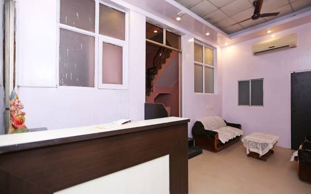 OYO Flagship 14774 Sector 14 Gurgaon