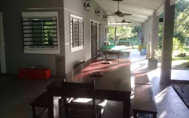 Casa Quinta en Pueblo de Campo.