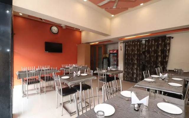 Oyo 29640 Hotel Payal