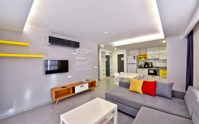 Green Garden Suites Hotel