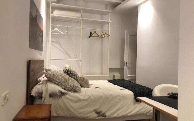 110 M2 Central apartment in Abando Close To Guggenheim with parking
