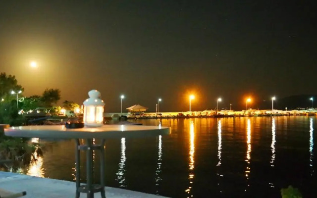 Porto Evia Boutique Hotel