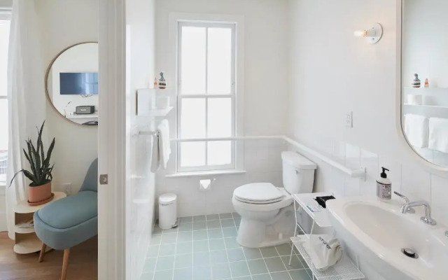 Guest House Raleigh
