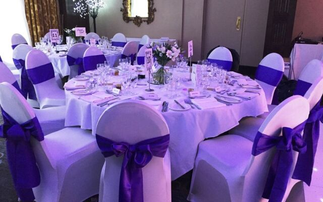 The Royal Chace Hotel