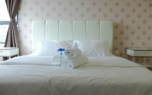 Pine Cone @ Vivo Mid Valley