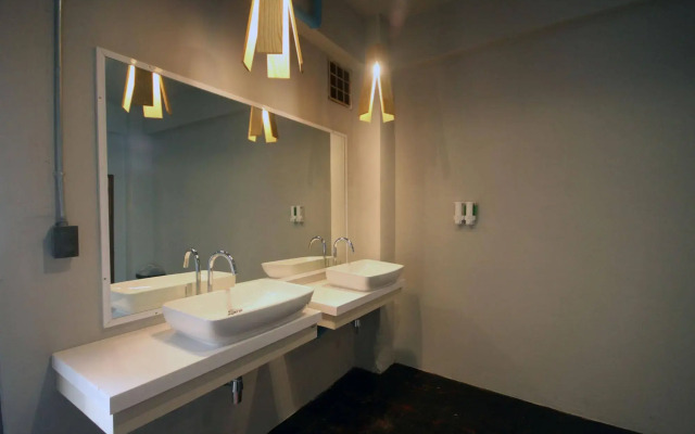 The Hive Hatyai Hostel