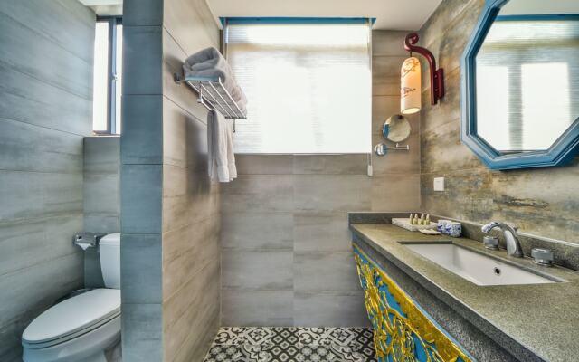 Floral Hotel Dali New Zhaoli