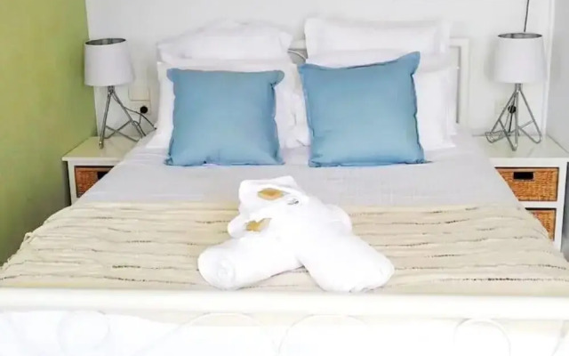 Cabin Sky Glorious Views Magnetic Island