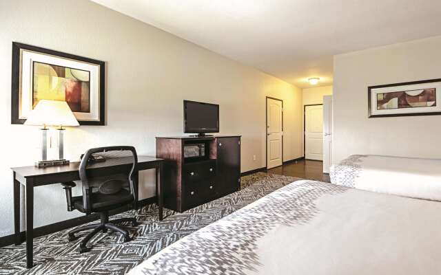 La Quinta Inn & Suites by Wyndham McKinney