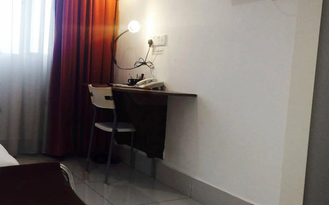 V Hotel