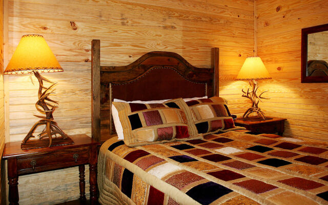 Hideout on the Horseshoe