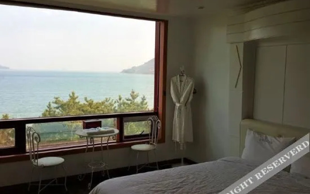 Southern Beach Hotel