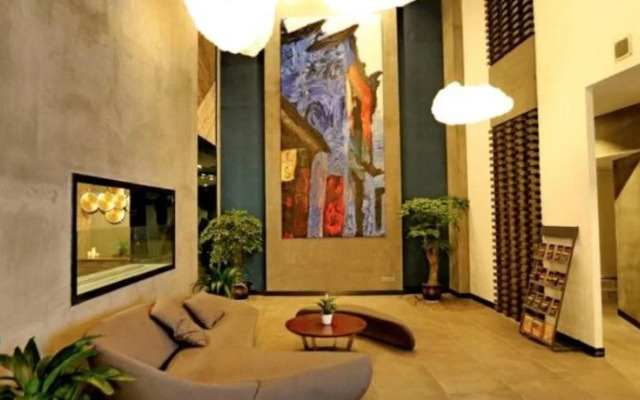 Lansey Hotel