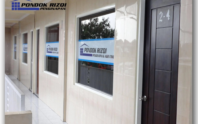 Penginapan Pondok Rizqi Syariah