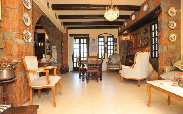 Corfu Green Paradise - Luxury Villa in Mistralatika, Kato Korakiana