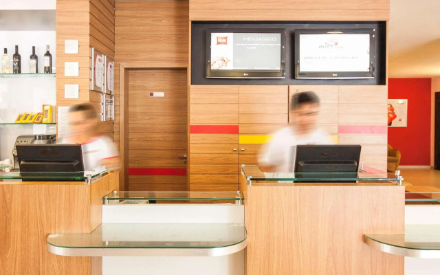 Ibis Manaus