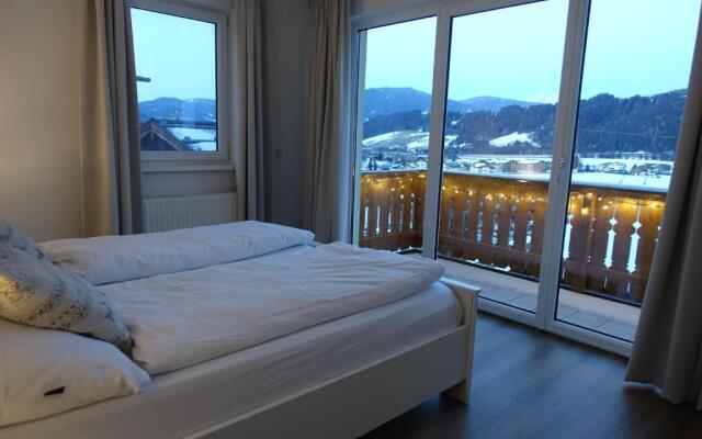 Frozen Time Apartments