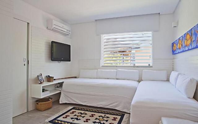 FRD02 Casa charmosa no Condomínio Porto Frade