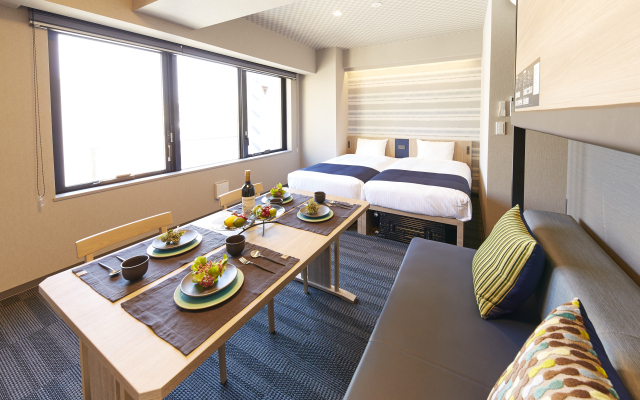 MONday Apart Premium GINZA SHINTOMICHO