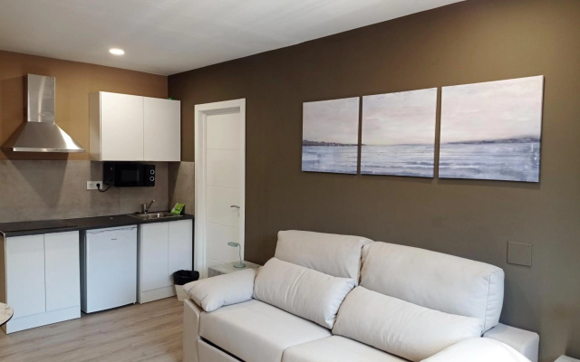 Hi Apartments Santander 3000