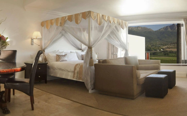 The Coach House at Val du Charron