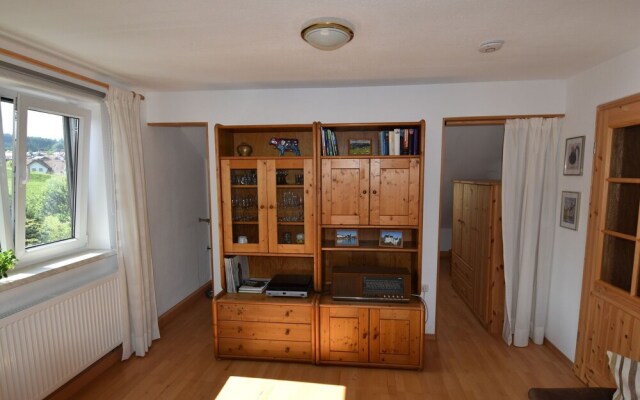 Cozy Apartment in Lechbruck With Garden