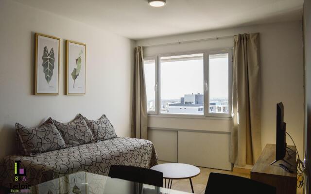 Leloir Suites & Meetings