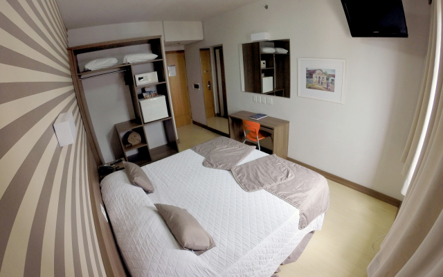 Hotel Continental Business