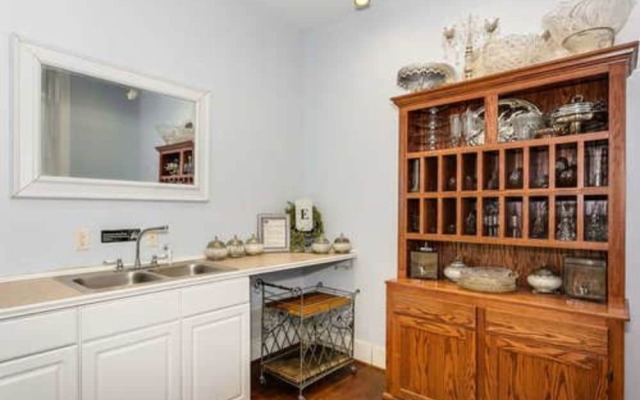 Historic Elgin Hotel